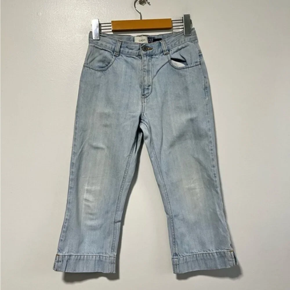 GAP Light Wash Capri Jeans Size 14 Kids